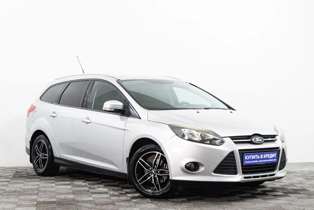 Универсал Ford Focus 2013 года, 719000 рублей, Сургут