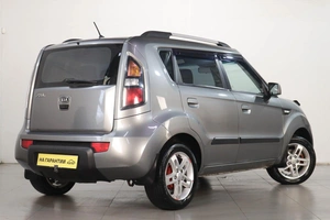 Хетчбэк Kia Soul 2010 года, 739000 рублей, Челябинск