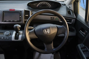 Минивэн Honda Freed 2011 года, 1219000 рублей, Омск