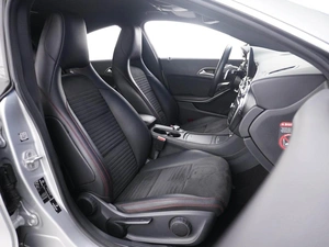 Седан Mercedes-benz CLA-класс 2015 года, 1899055 рублей, Москва