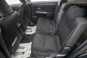 Универсал Toyota Prius Alpha 2014 года, 1249000 рублей, Барнаул