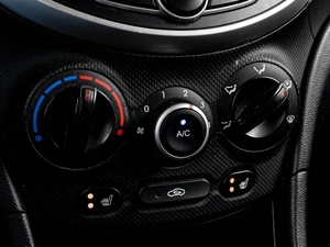 Седан Hyundai Solaris 2014 года, 949000 рублей, Тюмень