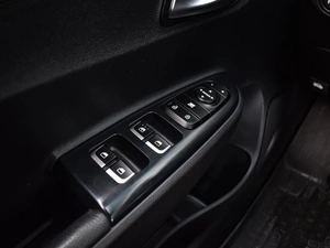 Хетчбэк Kia Rio X-Line 2019 года, 1430000 рублей, Краснодар