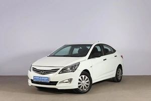 Седан Hyundai Solaris 2016 года, 799000 рублей, Новосибирск