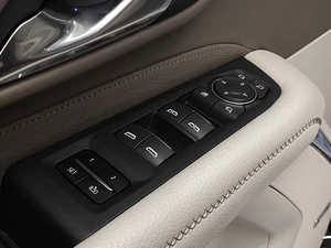 Внедорожник GMC Yukon 2022 года, 12000000 рублей, Красноярск