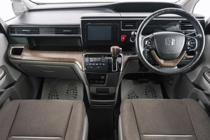 Минивэн Honda Stepwgn 2015 года, 1559000 рублей, Красноярск