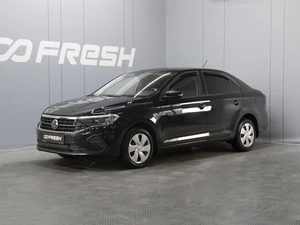 Лифтбек Volkswagen Polo 2021 года, 1750000 рублей, Омск