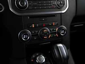 Внедорожник Land Rover Discovery 2011 года, 1585055 рублей, Москва