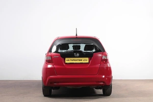 Хетчбэк Honda Jazz 2011 года, 899000 рублей, Новосибирск