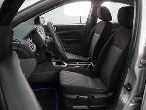 Хетчбэк Ford Focus 2008 года, 549000 рублей, Воронеж