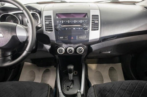 Внедорожник Mitsubishi Outlander 2006 года, 1199000 рублей, Барнаул