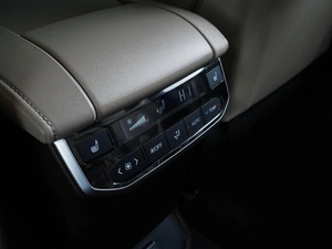 Внедорожник Toyota Highlander 2025 года, 6049000 рублей, Воронеж