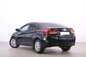 Седан Hyundai Elantra 2012 года, 859000 рублей, Омск