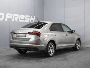 Лифтбек Skoda Rapid 2021 года, 1630000 рублей, Омск