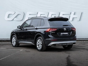 Внедорожник Volkswagen Tiguan 2020 года, 2670000 рублей, Волгоград