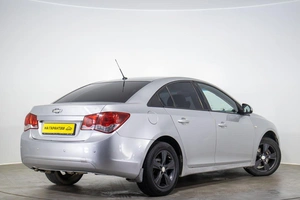 Седан Chevrolet Cruze 2010 года, 669000 рублей, Оренбург