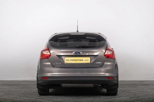 Хетчбэк Ford Focus 2013 года, 839000 рублей, Томск