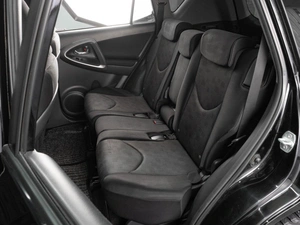 Внедорожник Toyota RAV4 2012 года, 1459000 рублей, Тюмень