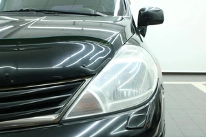 Хетчбэк Nissan Tiida 2011 года, 845000 рублей, Красноярск