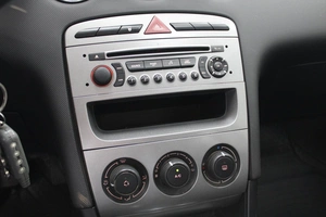 Хетчбэк Peugeot 308 2008 года, 355000 рублей, Красноярск