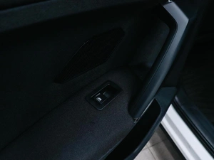 Внедорожник Volkswagen Tiguan 2020 года, 2000000 рублей, Красноярск