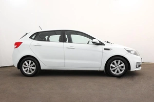 Хетчбэк Kia Rio 2016 года, 999000 рублей, Орёл