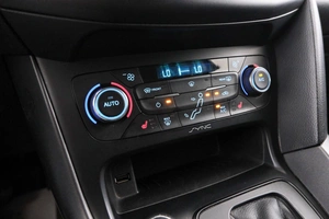 Хетчбэк Ford Focus 2017 года, 1049000 рублей, Красноярск