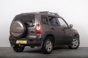 Внедорожник Chevrolet Niva 2014 года, 349000 рублей, Томск