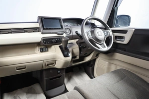 Хетчбэк Honda N-BOX 2017 года, 879000 рублей, Новосибирск