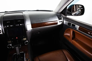 Внедорожник Volkswagen Touareg 2008 года, 1299000 рублей, Пермь