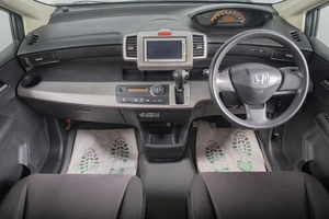 Минивэн Honda Freed 2010 года, 1149000 рублей, Томск