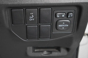 Лифтбек Toyota Prius 2012 года, 1049000 рублей, Кемерово
