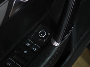 Седан Volkswagen Passat 2012 года, 944000 рублей, Воронеж