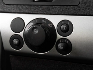 Универсал Opel Astra 2010 года, 589000 рублей, Тюмень