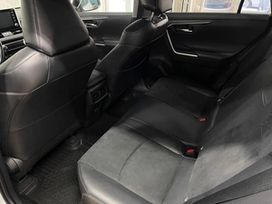 Внедорожник Toyota RAV4 2021 года, 3549000 рублей, Красноярск