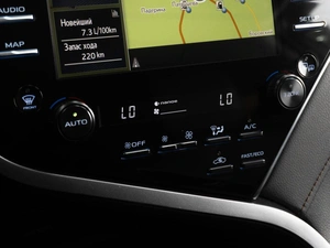 Седан Toyota Camry 2020 года, 3349000 рублей, Тюмень