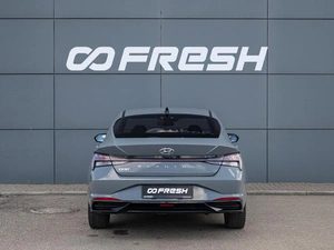 Седан Hyundai Elantra 2021 года, 1925000 рублей, Краснодар
