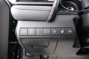 Седан Toyota Camry 2018 года, 3349000 рублей, Красноярск