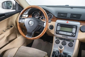 Седан Volkswagen Passat 2006 года, 739000 рублей, Томск