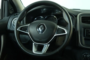 Седан Renault Logan 2020 года, 699000 рублей, Омск