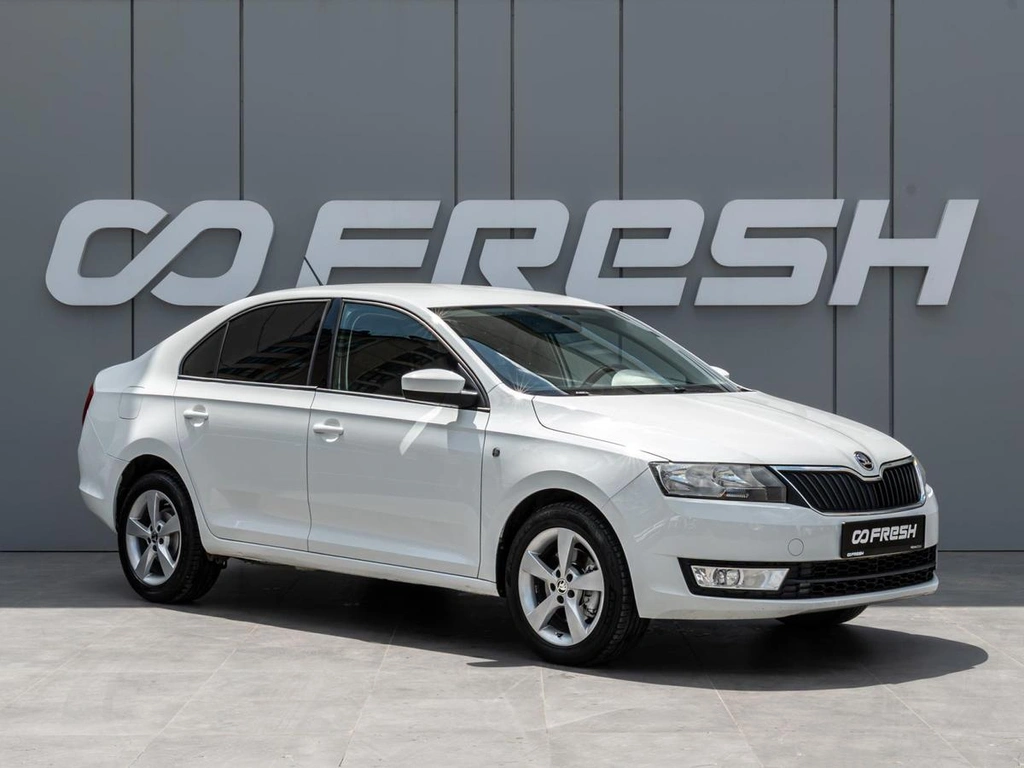 Лифтбек Skoda Rapid 2014 года, 980000 рублей, Краснодар