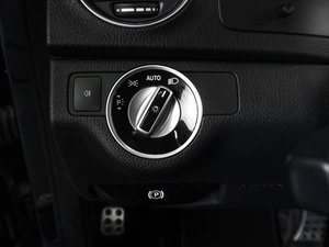 Седан Mercedes-benz C-класс 2011 года, 1399000 рублей, Тюмень
