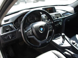 Седан BMW 3 серия 2015 года, 1599000 рублей, Владимир