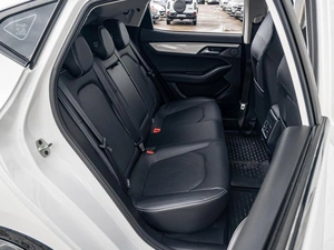 Лифтбек JAC J7 2023 года, 1390000 рублей, Краснодар