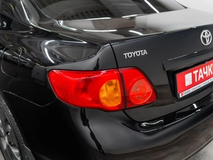Седан Toyota Corolla 2008 года, 910000 рублей, Красноярск