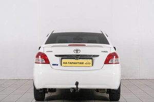 Хетчбэк Toyota Yaris 2008 года, 549000 рублей, Красноярск