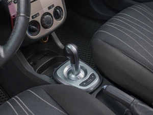 Хетчбэк Opel Corsa 2007 года, 479000 рублей, Сургут