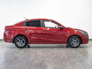 Седан Kia Rio 2018 года, 1089000 рублей, Саратов