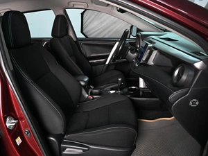 Внедорожник Toyota RAV4 2017 года, 2549000 рублей, Аксай