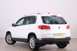 Внедорожник Volkswagen Tiguan 2012 года, 1439000 рублей, Омск